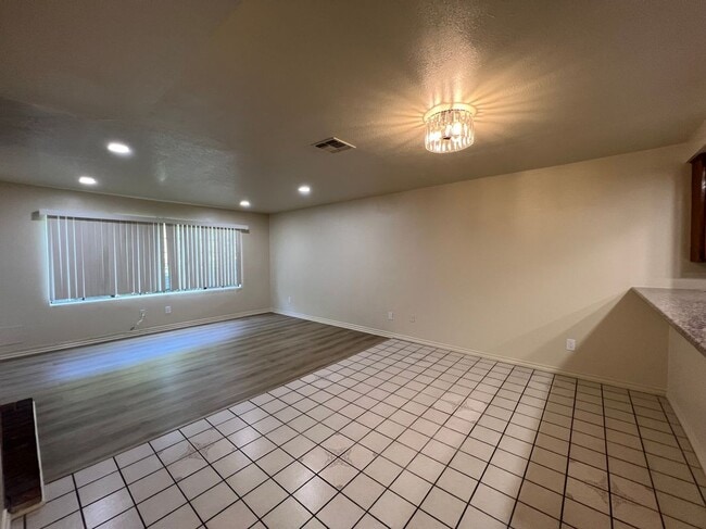 Building Photo - 3652 Agate Way