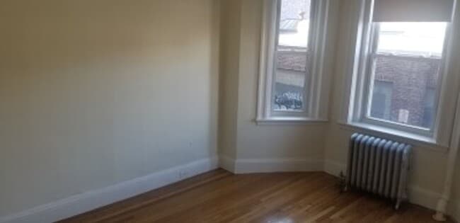 Building Photo - Spacious Fenway Studio with Renovated Kitchen & Heat Included