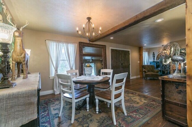 Building Photo - HOME FEATURED IN 417 MAGAZINE in 2018!!!!!...