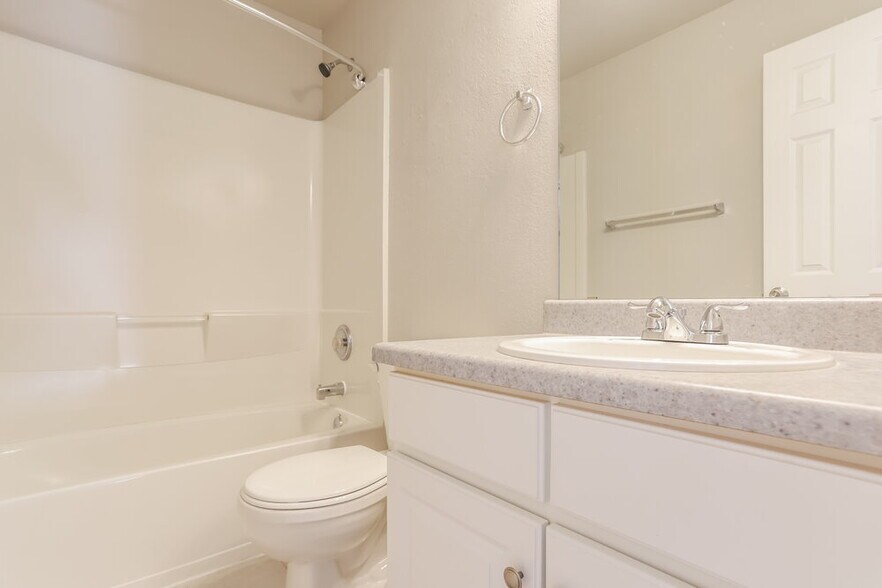 Building Photo - 3705 S Quatar Way