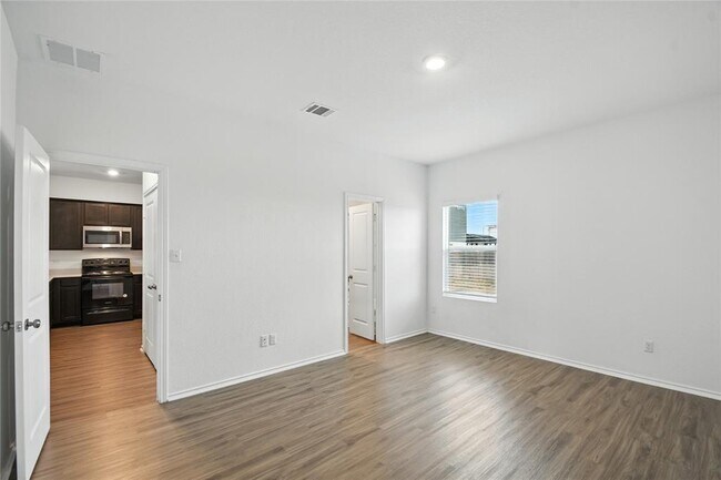 Building Photo - 1126 Cattail Ln