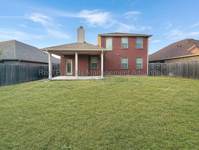 Building Photo - 1290 Lasso Dr