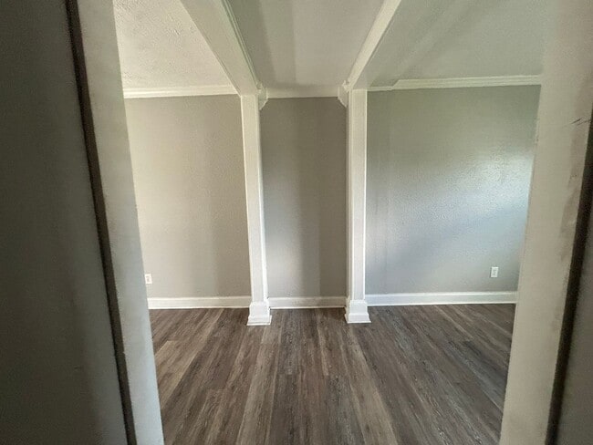 Building Photo - 5752 Edmeston Dr