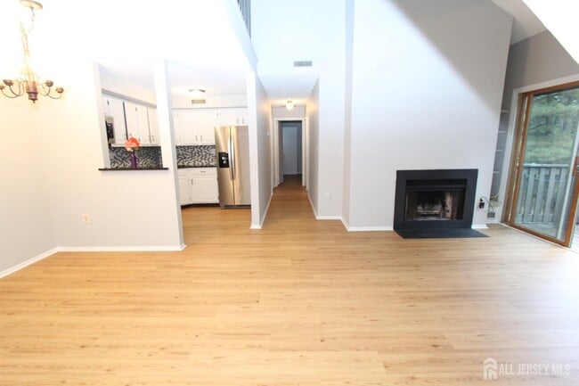 Building Photo - 1204 Aspen Dr