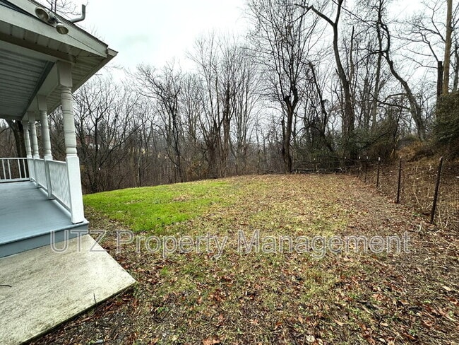 Building Photo - 80 Ridge Rd