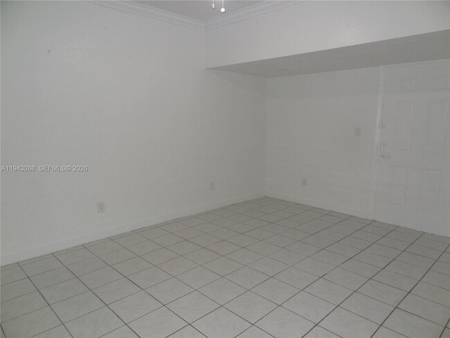 Building Photo - 9661 SW 148th Pl