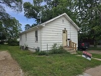 Building Photo - 512 Maynard Ave