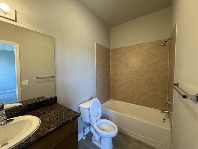 Building Photo - 6066 Gibson Ave