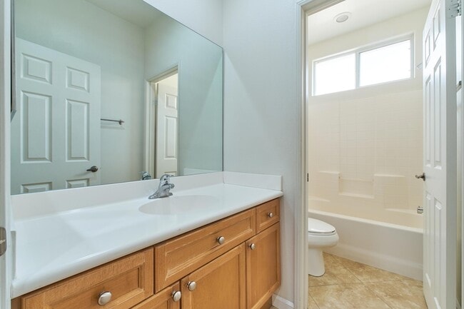 Building Photo - 82950 Vincent Dr