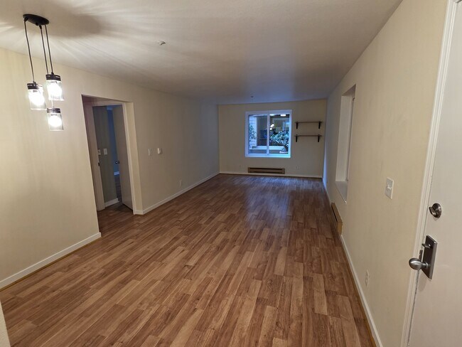 Building Photo - 2901 MacArthur Blvd