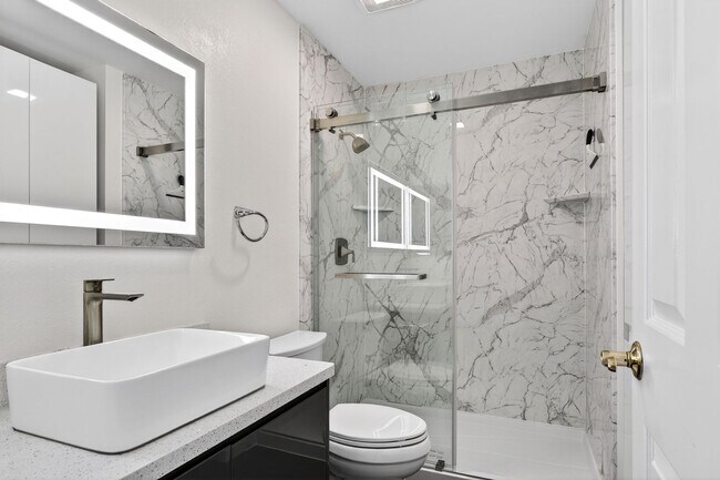 Building Photo - Luxury Living in Danville Ranch – Views, Solar & Prime Location!