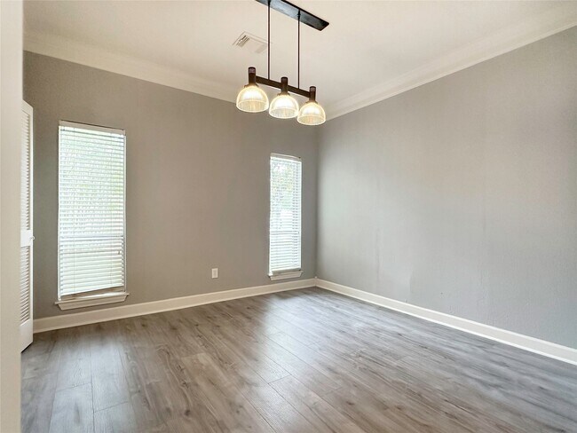 Building Photo - 6806 Winkleman Rd