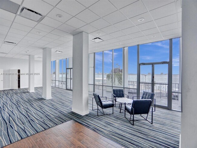 Building Photo - 11930 N Bayshore Dr