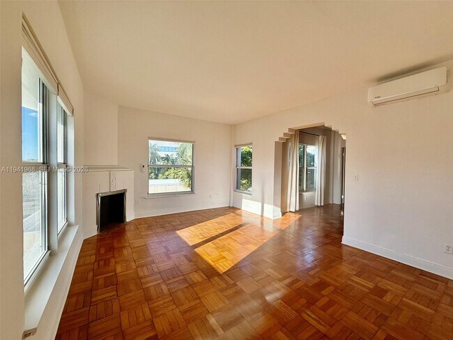 Building Photo - 4035 Meridian Ave