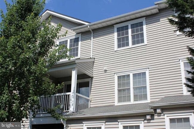 Building Photo - 12858 Fair Briar Ln