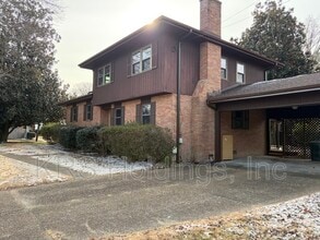 Building Photo - 100 Ward Dr