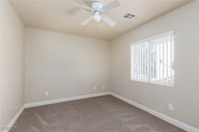 Building Photo - 9029 Mossy Hollow Ave