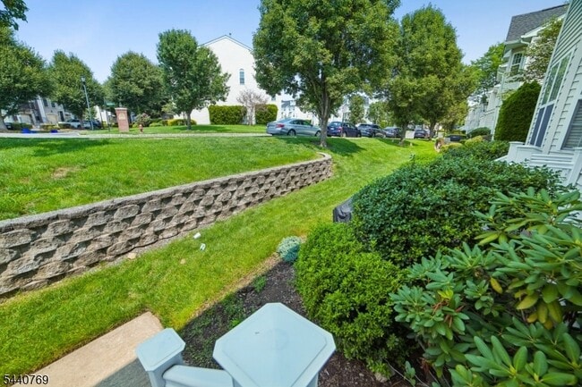 Building Photo - 533 Coventry Dr