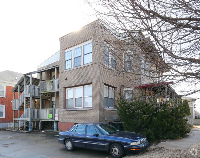 650 S Jefferson Ave 650 S Jefferson Ave Springfield MO 65806