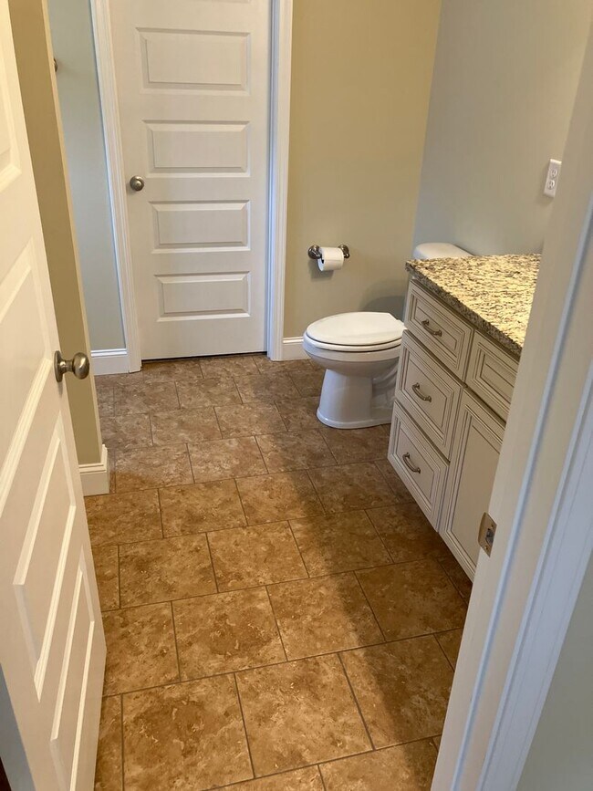 Building Photo - Special!! $500 off if lease signed in January! Gorgeous 3bd 3ba newer home in quiet neighborhood