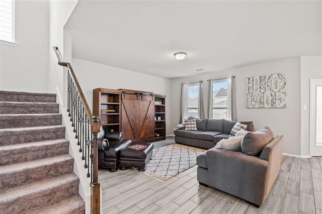 Building Photo - 10049 Adams Ln