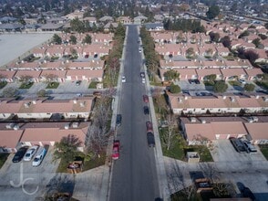 Building Photo - 8119