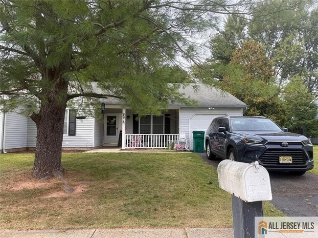 Primary Photo - 22 Woodbury Rd