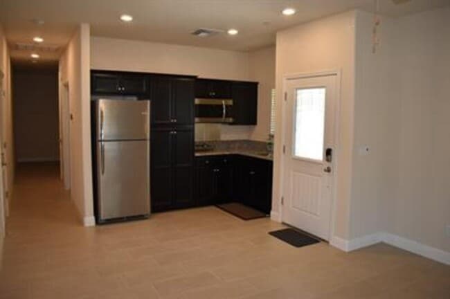 Building Photo - 3751 De Soto Way