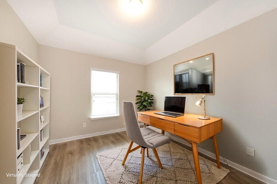 Building Photo - 1104 Wolcott Dr