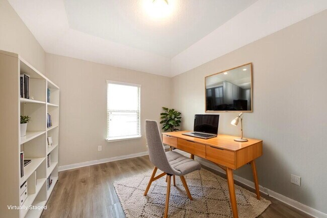 Building Photo - 1104 Wolcott Dr