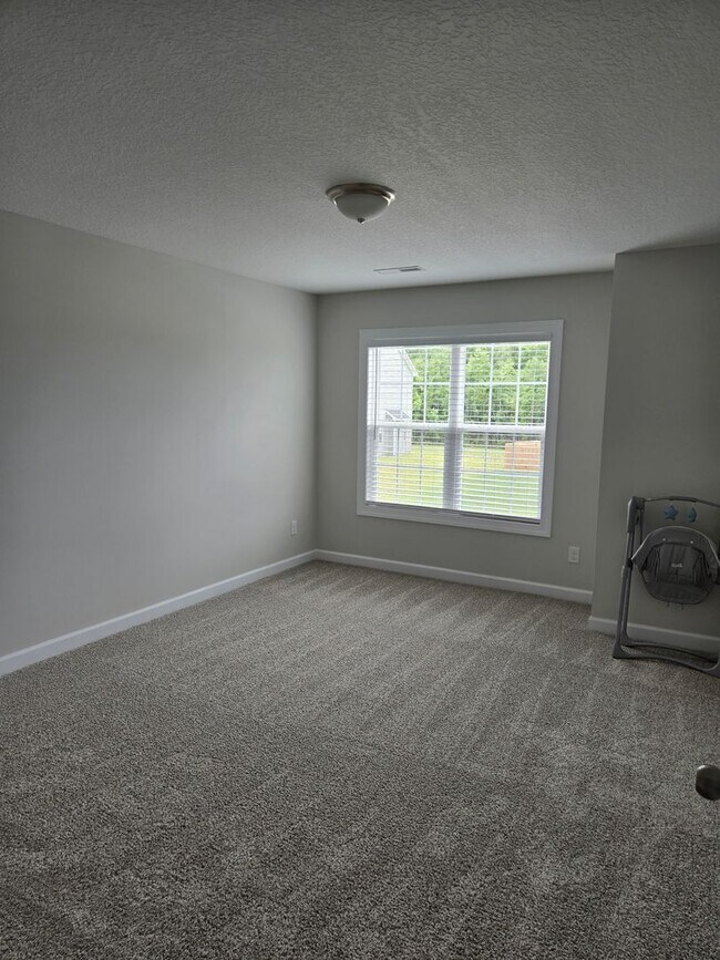 Building Photo - 309 Samuel Run Dr