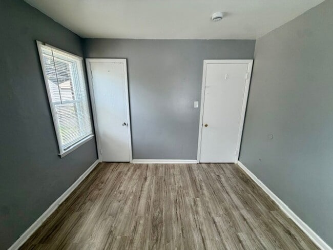Building Photo - Section 8 Completely Renovated 3-Bedroom Home for Lease - Call (313)429-3244