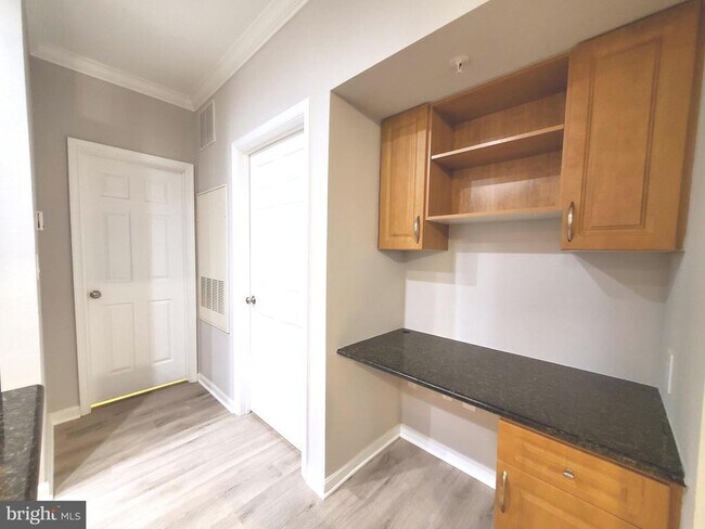 Building Photo - 12112 Garden Grove Cir