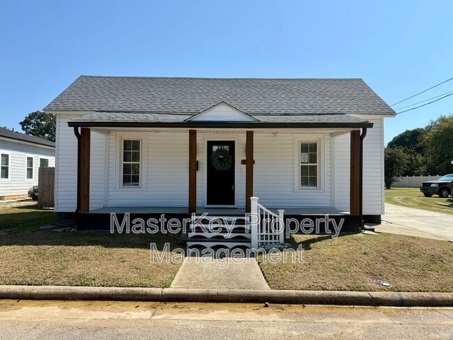 Primary Photo - 1605 Thompson St