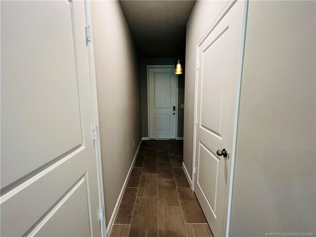 Building Photo - 3913 SE Mentmore Ln