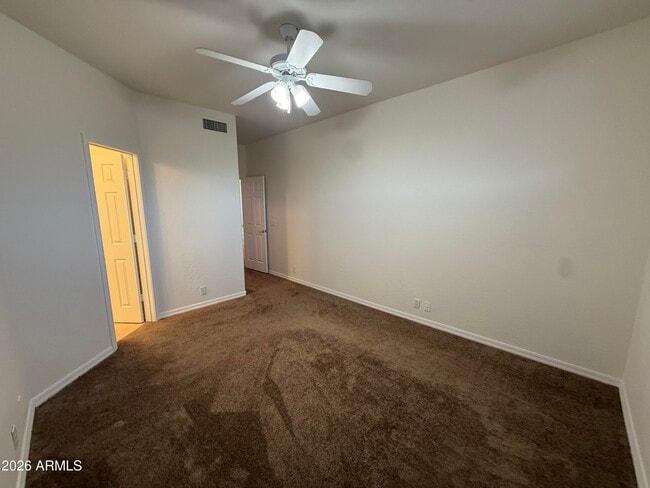 Building Photo - 3213 E Desert Flower Ln