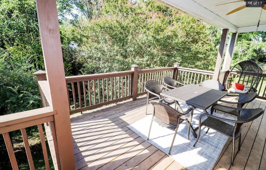 Building Photo - 306 Sussex St