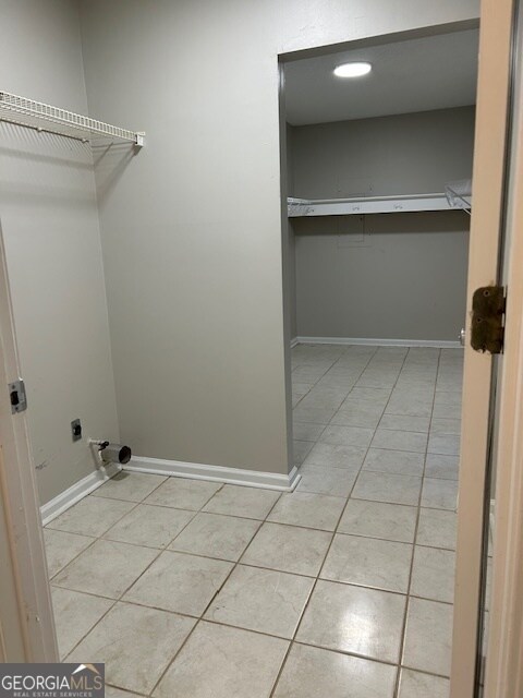 Building Photo - 632 N Fairfield Dr
