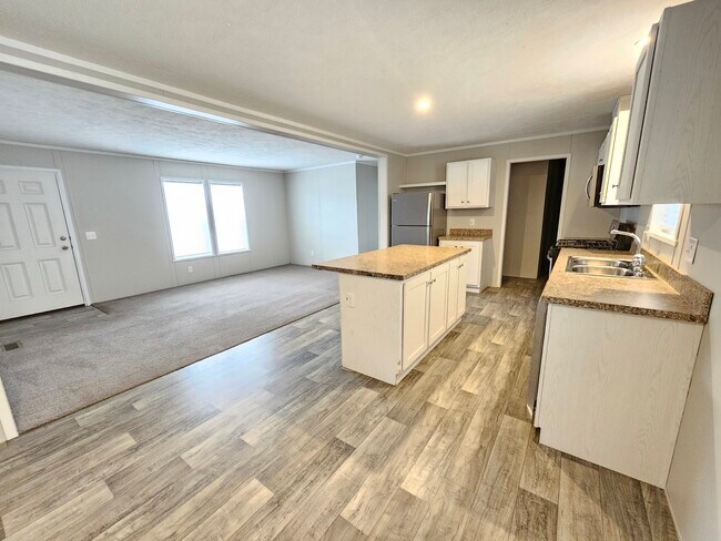 Building Photo - 5684 Windjammer Ct