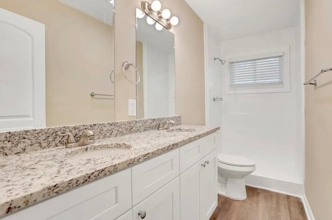 Building Photo - 2513 Judson Ave