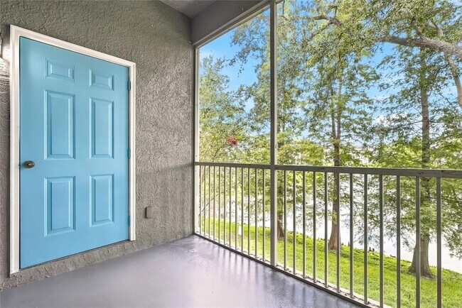 Building Photo - 5511 Legacy Crescent Pl