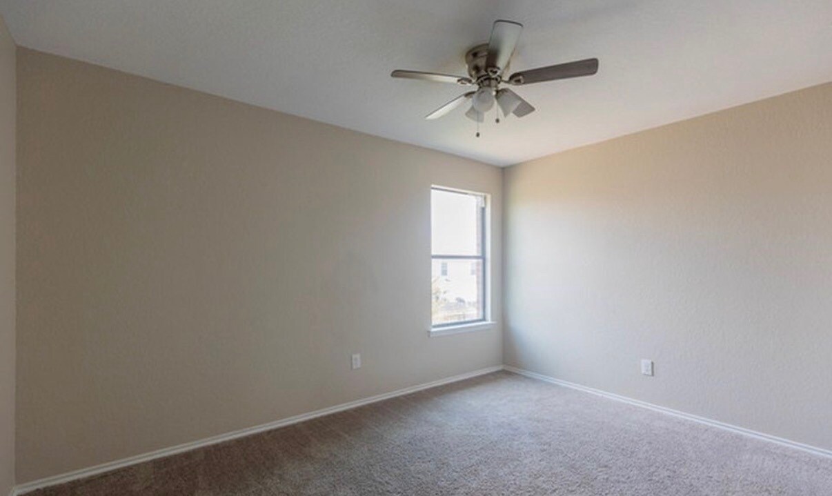 Building Photo - 1118 Sundance Fort