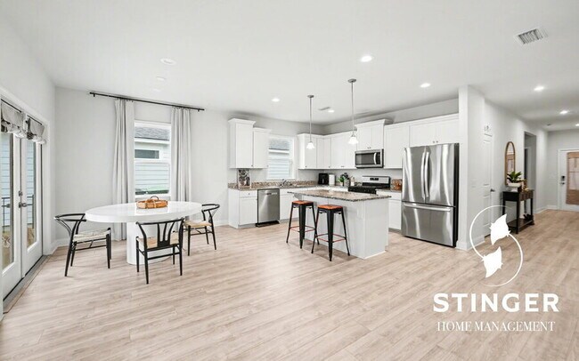 Building Photo - 1170 Salem Bay Dr