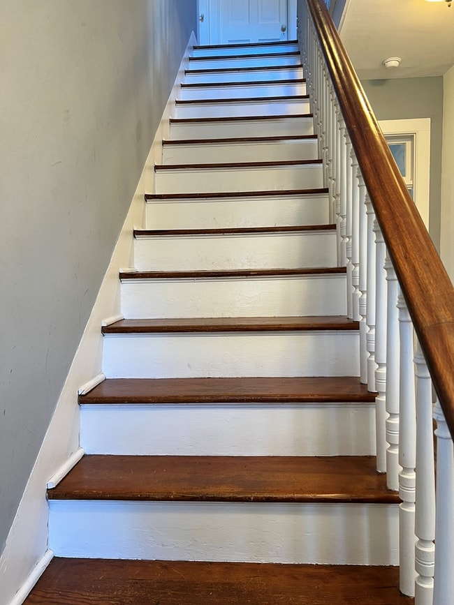 Building Photo - 4 Lee St