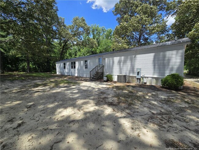 Building Photo - 4225 Yarborough Rd