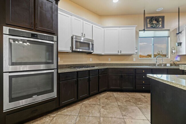 Building Photo - 3 Bedroom Home Located in Civano