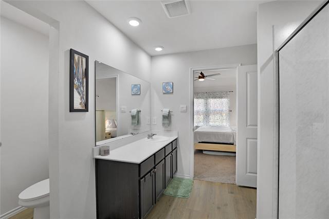 Building Photo - 6538 Diver St