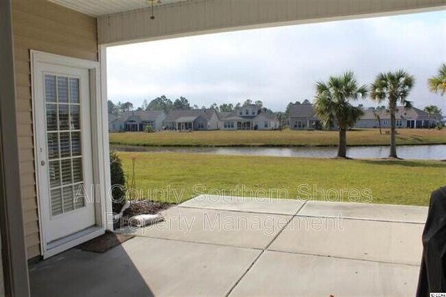 Building Photo - 264 Viareggio Road