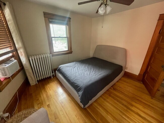 Building Photo - Beautiful, Charming and Well Maintained Four Bedroom Single Family Home in Macalester/Groveland N...