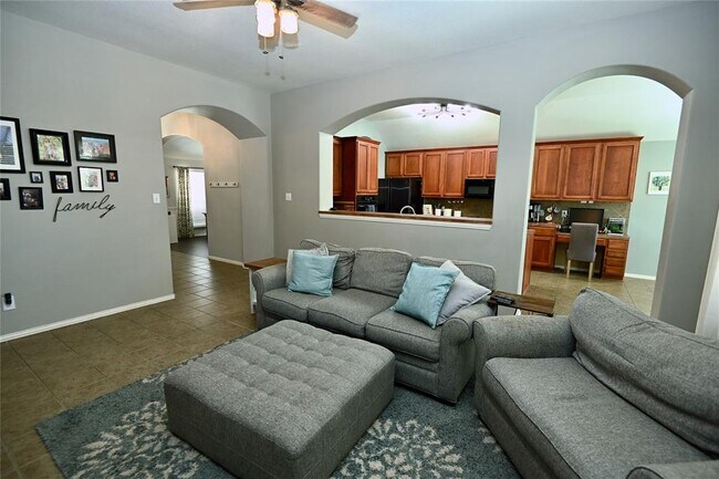 Building Photo - 20609 Kearney Hill Rd